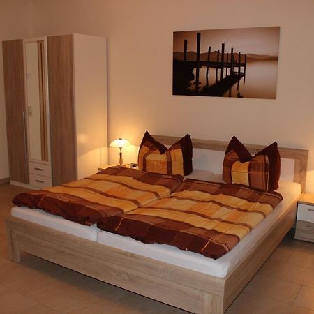 Apartment Horn Пирна Екстериор снимка
